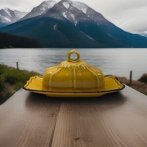 Vintage Merlot Poppytrail La Mancha Gold 1/4 Lb Covered Butter Dish ‼️Read‼️